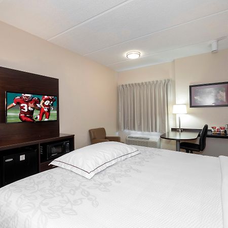 Red Roof Inn Plus+ Jacksonville - Southpoint Kültér fotó