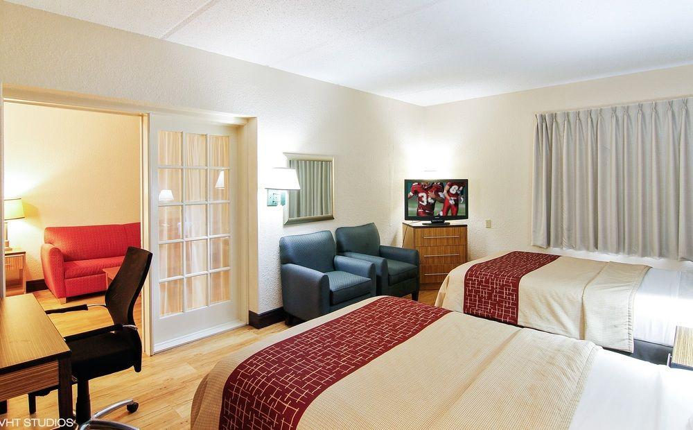 Red Roof Inn Plus+ Jacksonville - Southpoint Kültér fotó