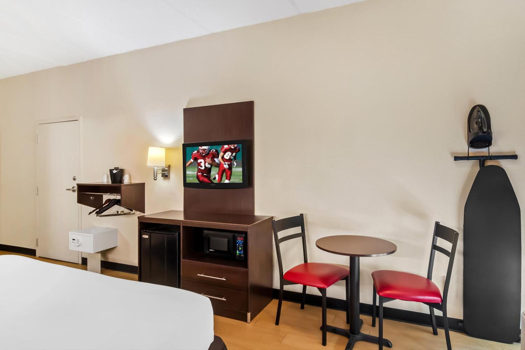 Red Roof Inn Plus+ Jacksonville - Southpoint Kültér fotó