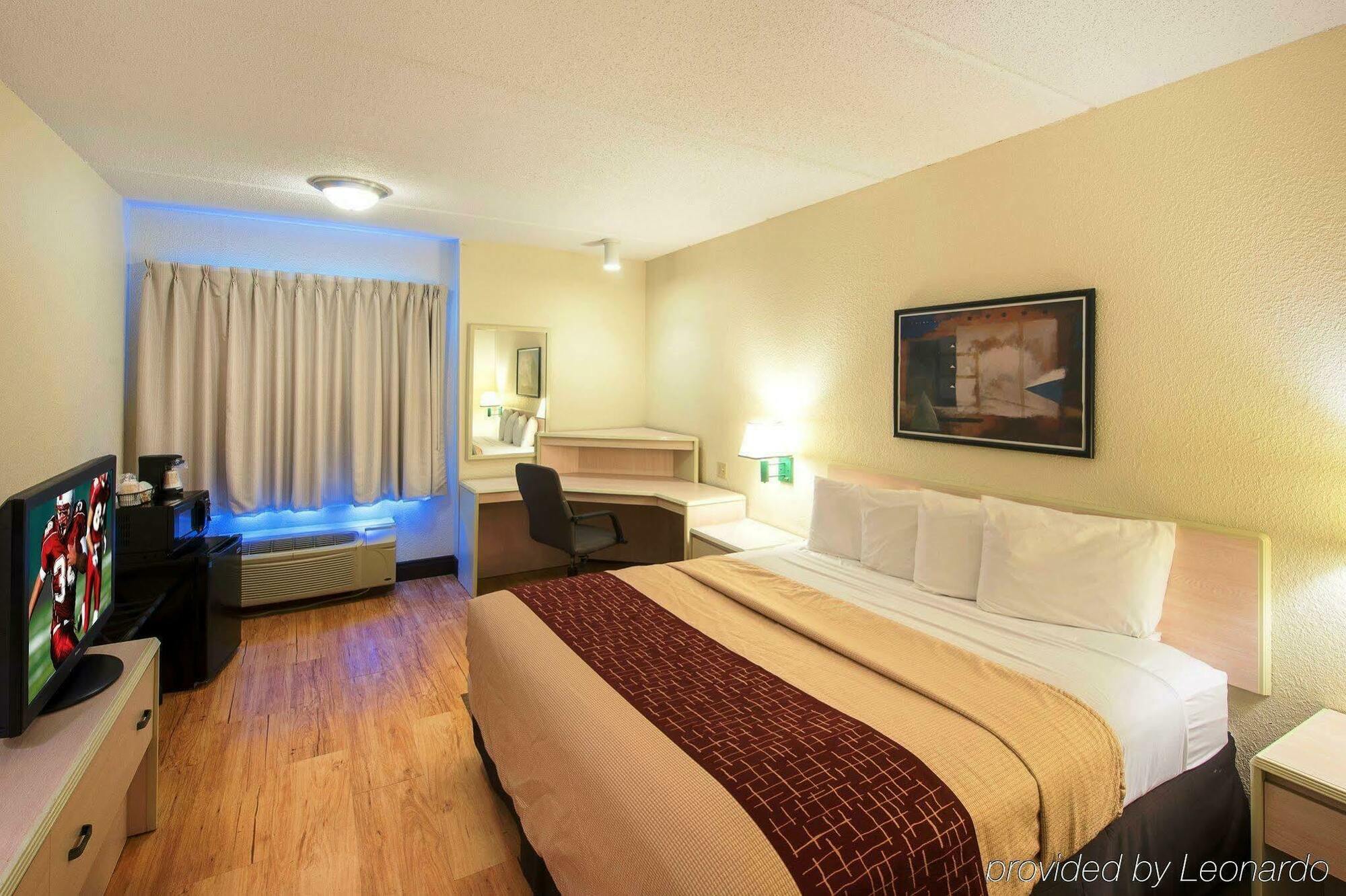 Red Roof Inn Plus+ Jacksonville - Southpoint Kültér fotó